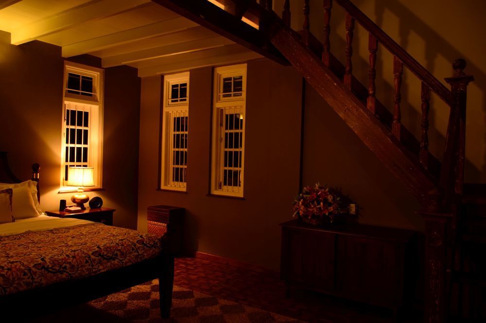 Maniumpathy Hotel Коломбо Экстерьер фото